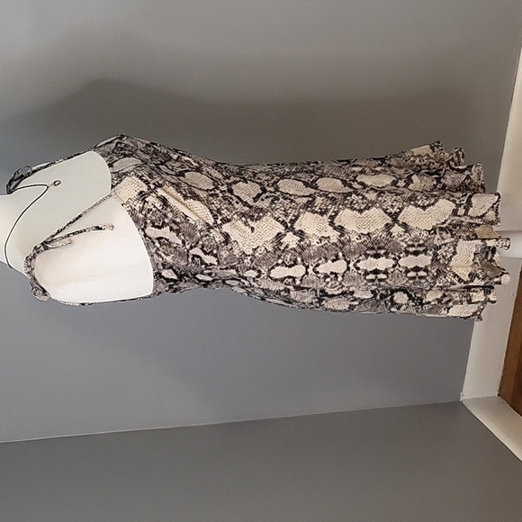 Express Tan & Black Snakeskin Print Lined Smocked Back Mini Sundress Size S - Picture 2 of 13